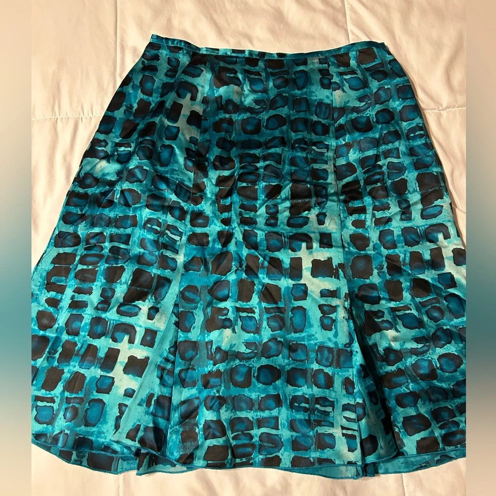 Preston & York Silk Flowy Skirt Lined